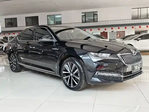 Skoda Superb 2023