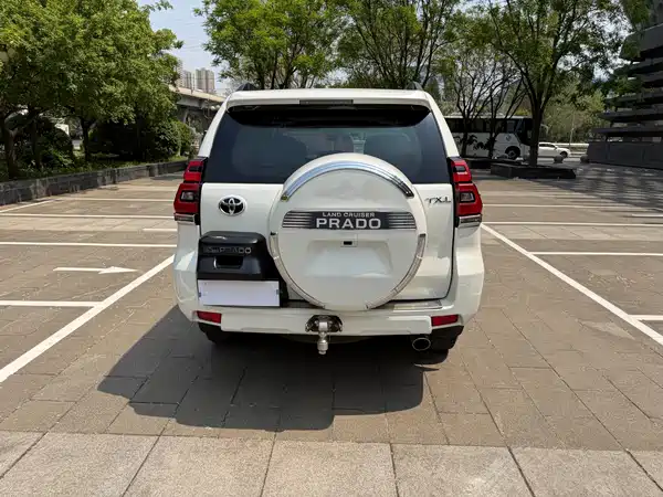Toyota Prado 2018