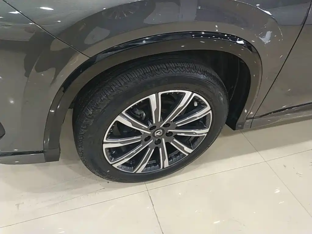 Changan CS75PLUS 2024 — фото 23