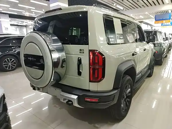 Fangchengbao Leopard 5 2025