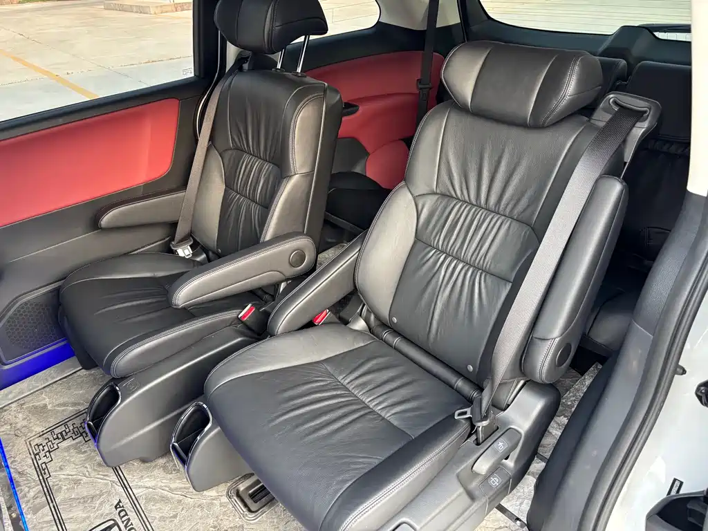 Honda Odyssey 2024 — фото 15