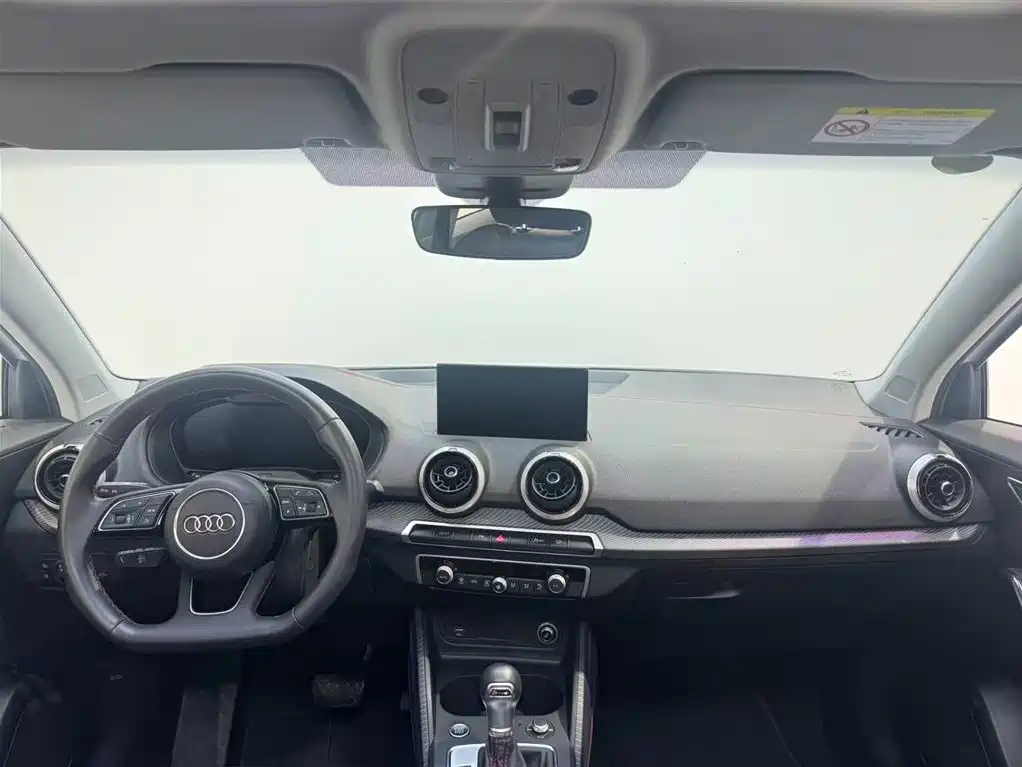 Audi Q2L 2024 — фото 7