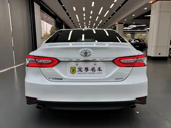 Toyota Camry 2021