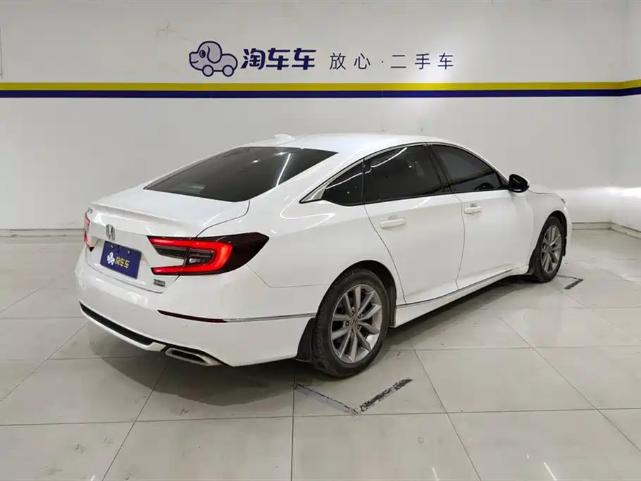 Honda Accord 2022 — фото 3