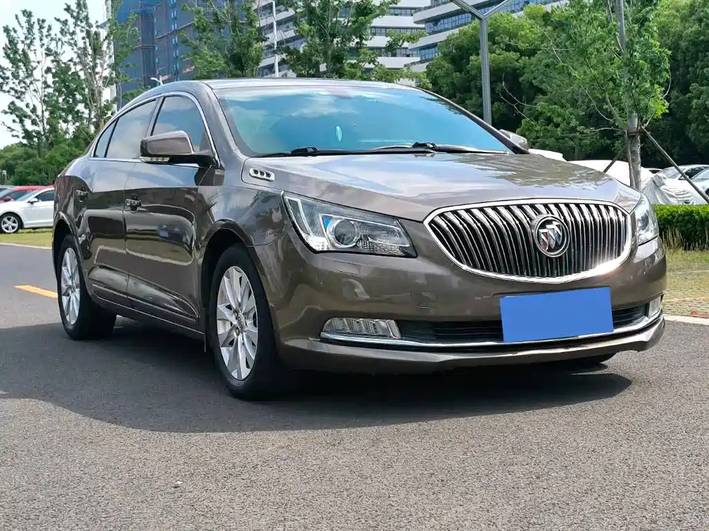 Buick LaCrosse 2015 — фото 3