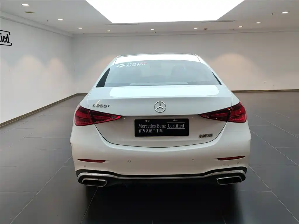 Mercedes-Benz C-Class 2025 — фото 3
