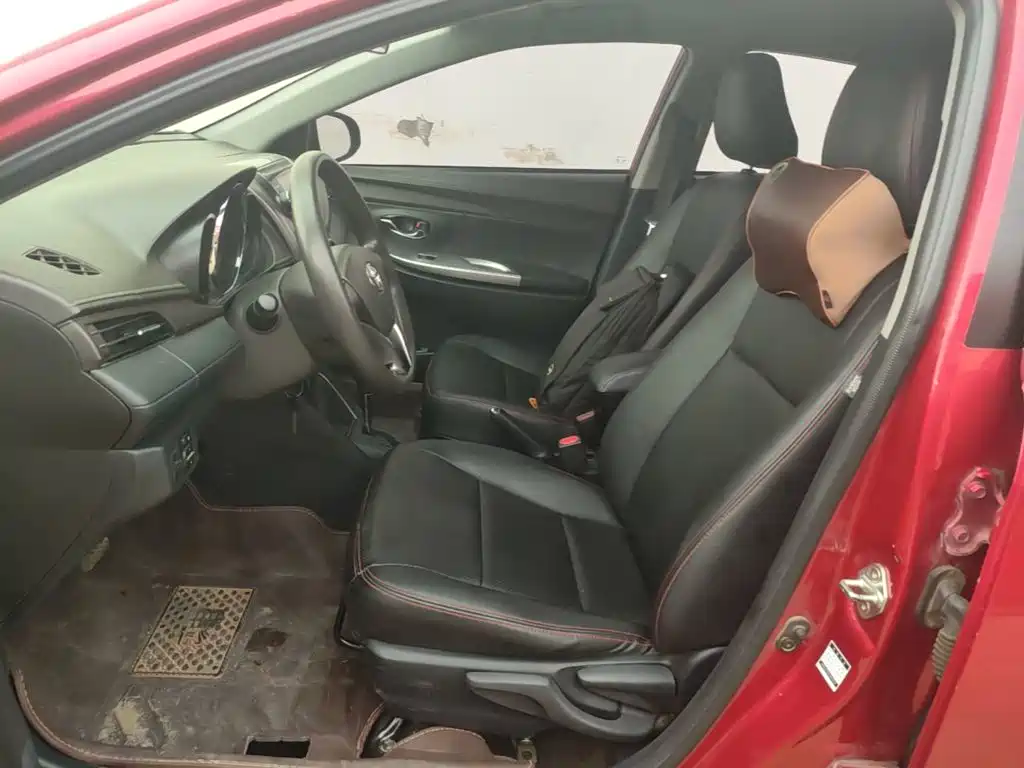 Toyota Yaris L 2016 — фото 15