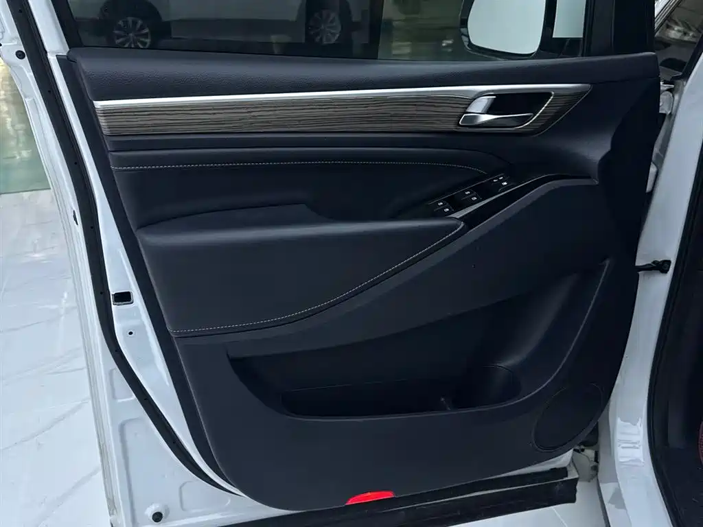 GAC Motor Trumpchi M8 2023 — фото 13