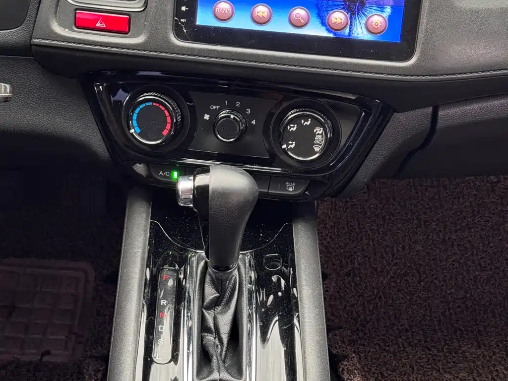 Honda Vezel 2016 — фото 11