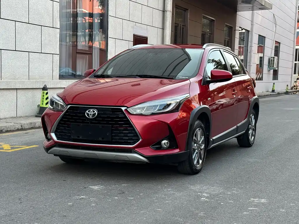 Toyota Yaris L 2022