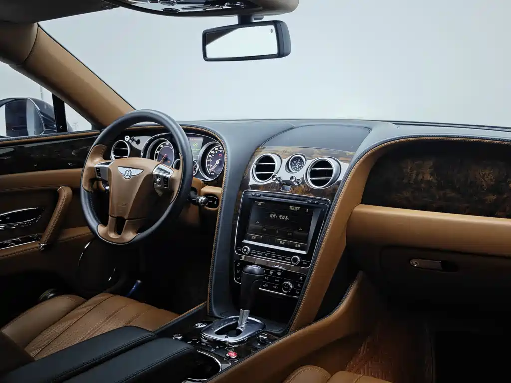 Bentley Flying Spur 2015 — фото 24