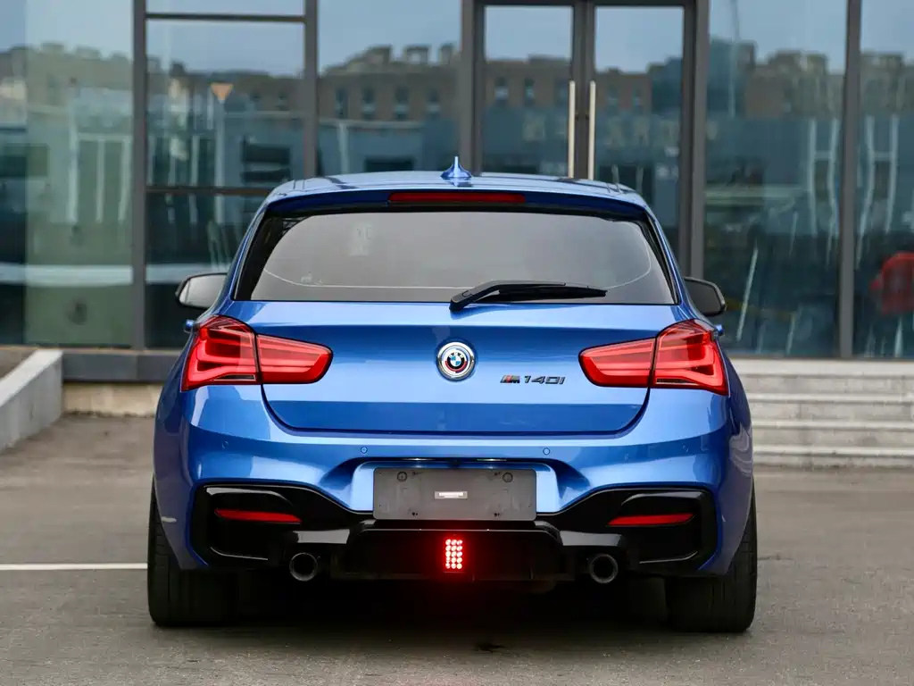 BMW 1 Series 2017 — фото 7