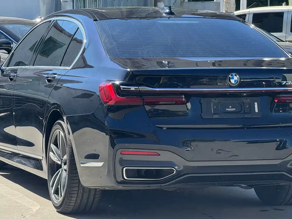 BMW 7 Series 2020 — фото 18