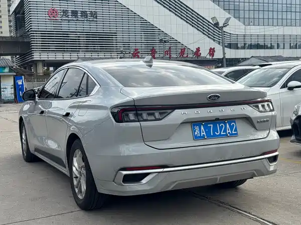Ford Mondeo 2024