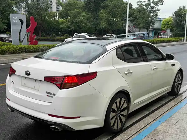 Kia K5 2012