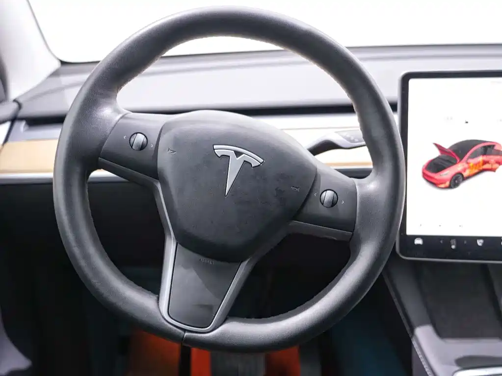 Tesla Model Y 2022 — фото 18