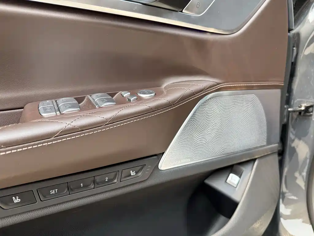 BMW 7 Series 2022 — фото 13