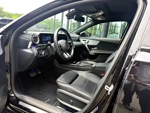 Mercedes-Benz A-Class AMG 2025