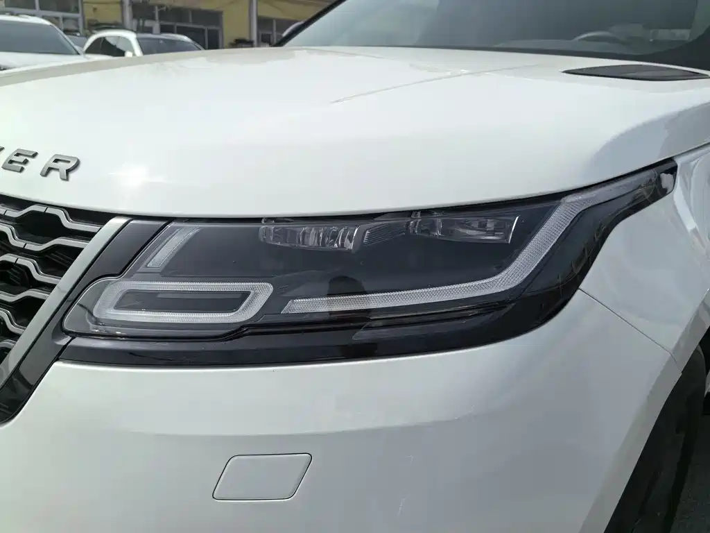 Land Rover Velar 2018 — фото 6