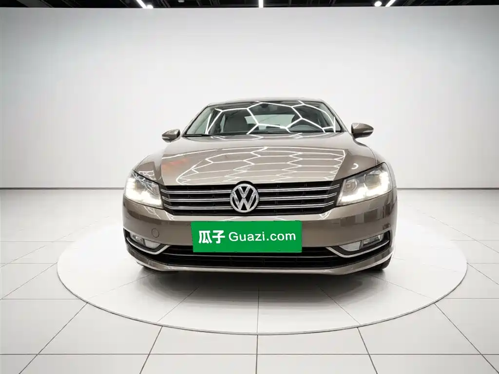 Volkswagen Passat 2015 — фото 2