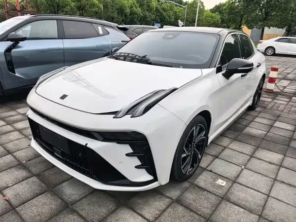 Lynk & Co 03 2024
