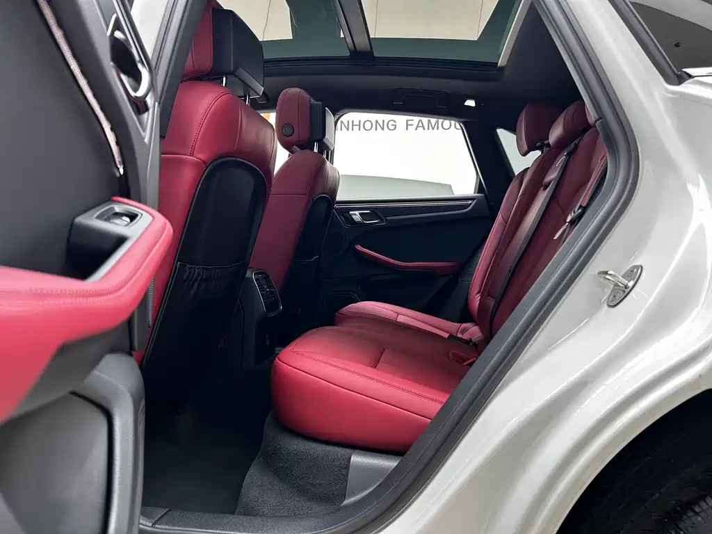 Porsche Macan 2023 — фото 14