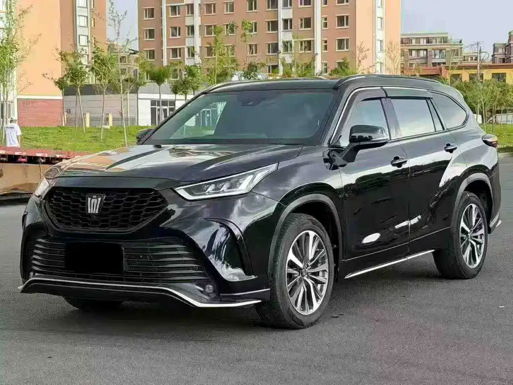 Toyota Crown Kluger 2025