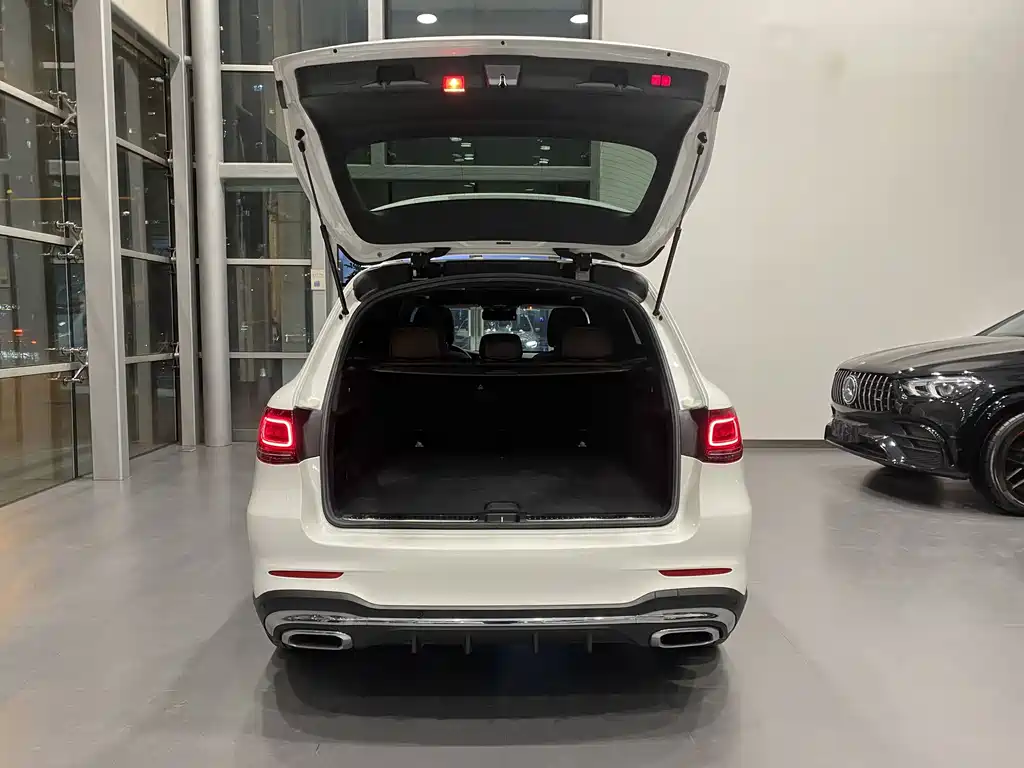 Mercedes-Benz GLC 2020 — фото 16