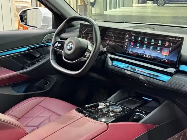 BMW 5 Series 2024