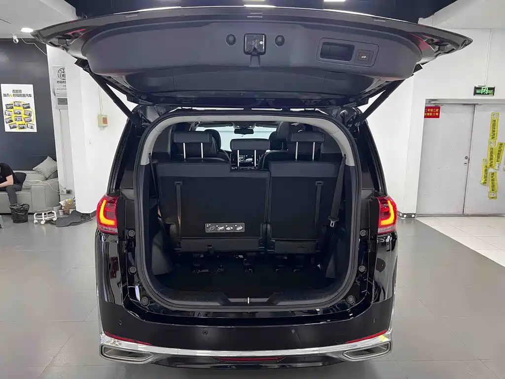 GAC Motor Trumpchi M8 2023 — фото 16