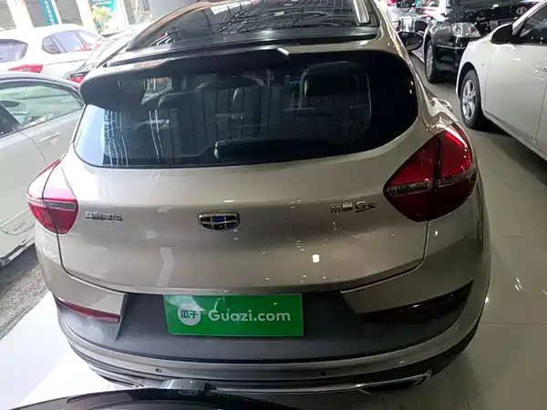 Geely Emgrand GS 2016
