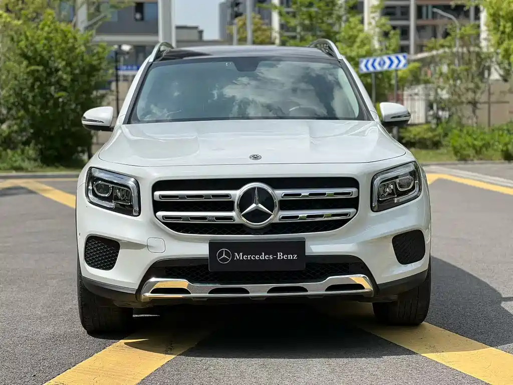 Mercedes-Benz GLB 2020 — фото 1