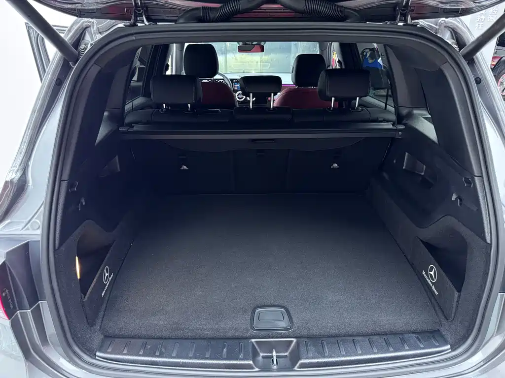 Mercedes-Benz GLB AMG 2023 — фото 19