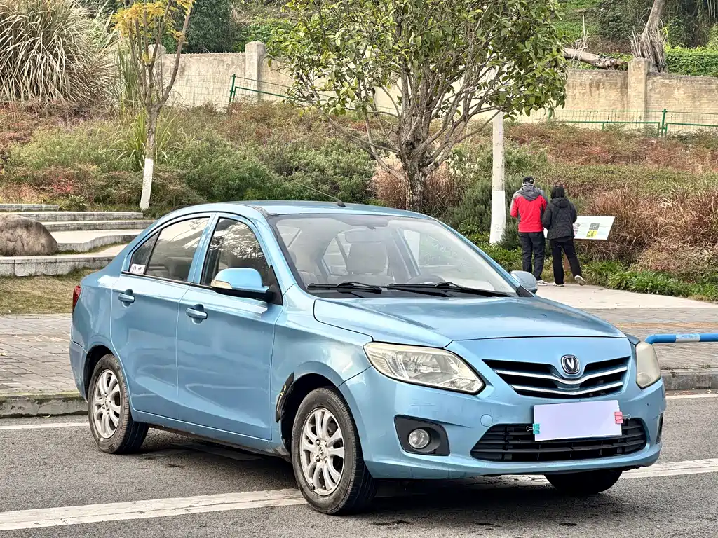 Changan V3 2014 — фото 3
