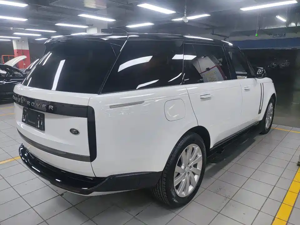 Land Rover Range Rover 2026 — фото 10