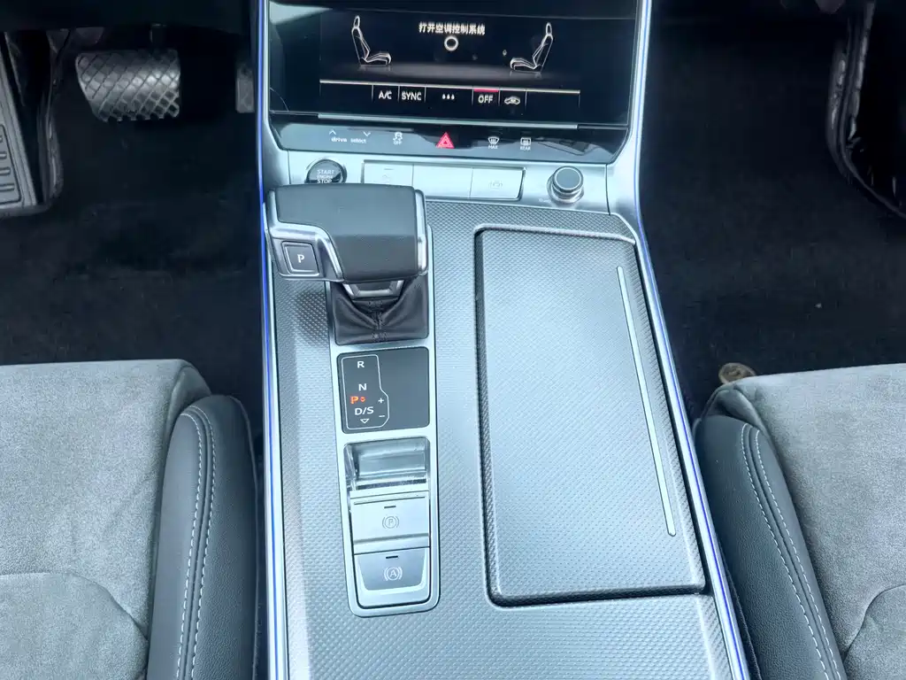 Audi A6L 2023 — фото 15