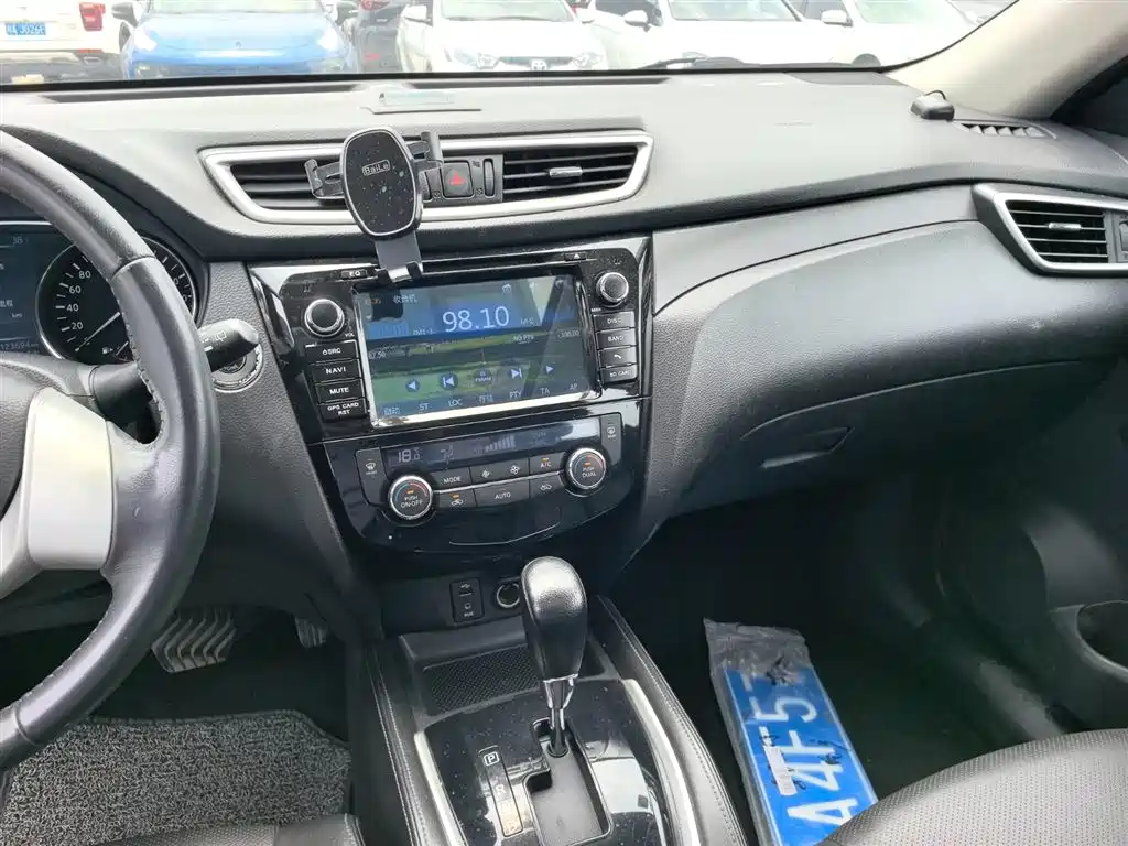 Nissan X-Trail 2014 — фото 15