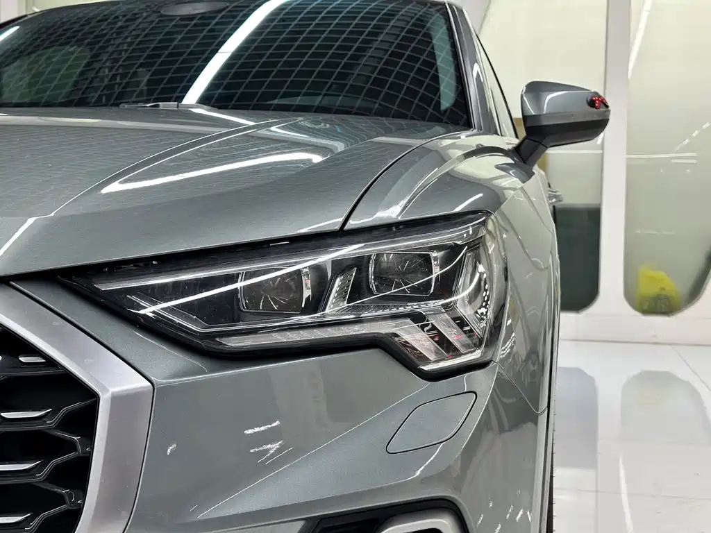 Audi Q3 Sportback 2021 — фото 20