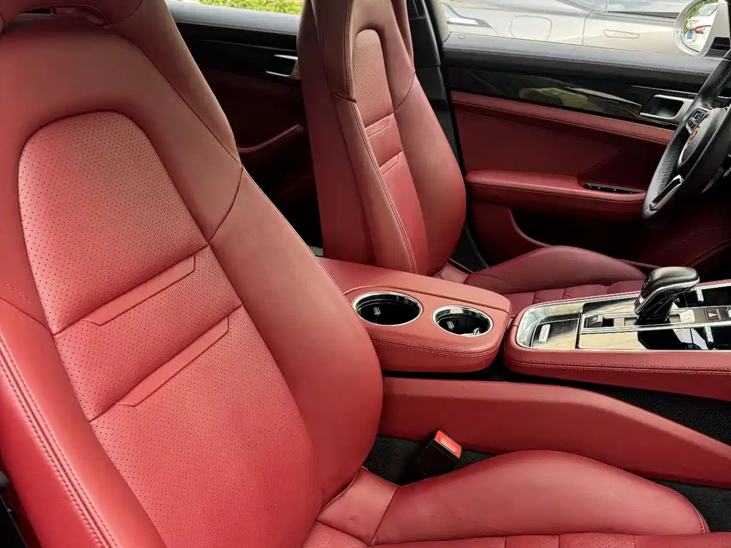 Porsche Panamera 2019 — фото 12