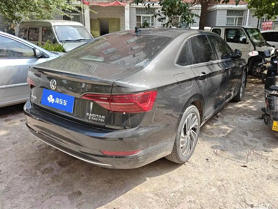 Volkswagen Sagitar 2021