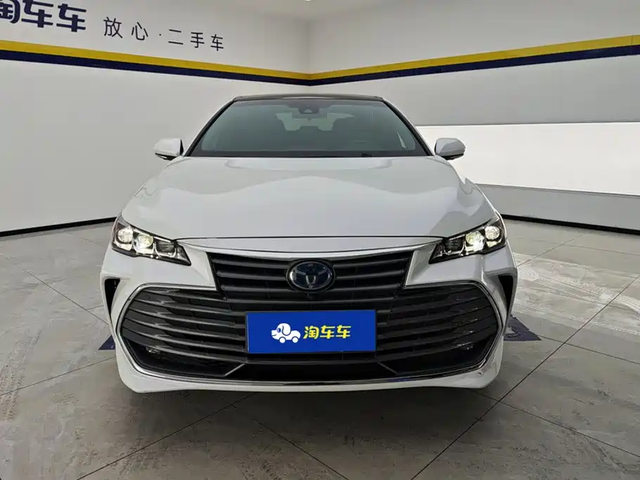 Toyota Avalon 2022