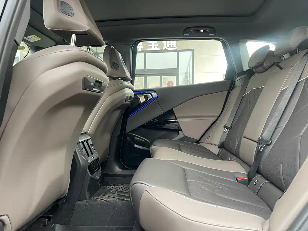 BMW X3 2025 — фото 10
