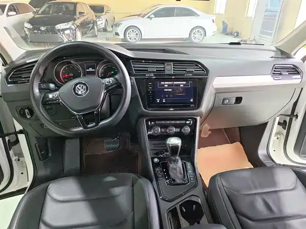 Volkswagen Tiguan L 2019