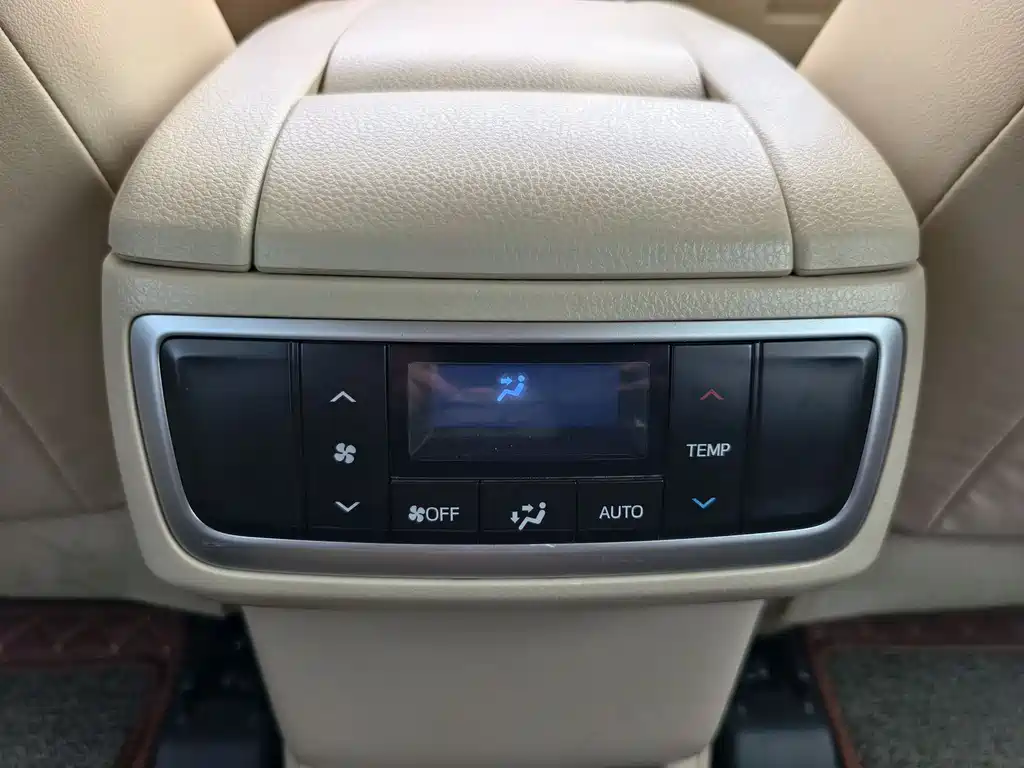 Toyota Highlander 2017 — фото 39