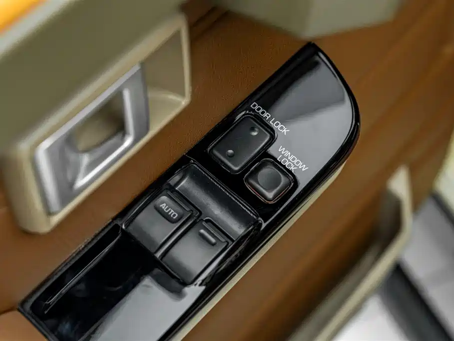 Toyota Land Cruiser 2025 — фото 16