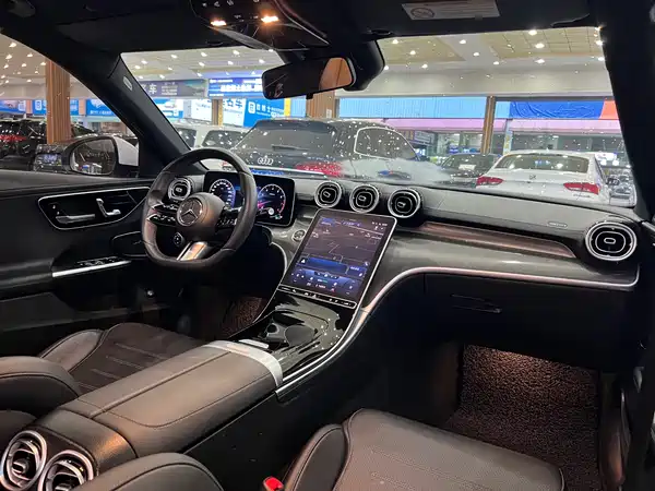Mercedes-Benz C-Class 2022
