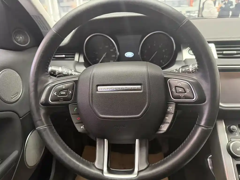 Land Rover Evoque 2018 — фото 4