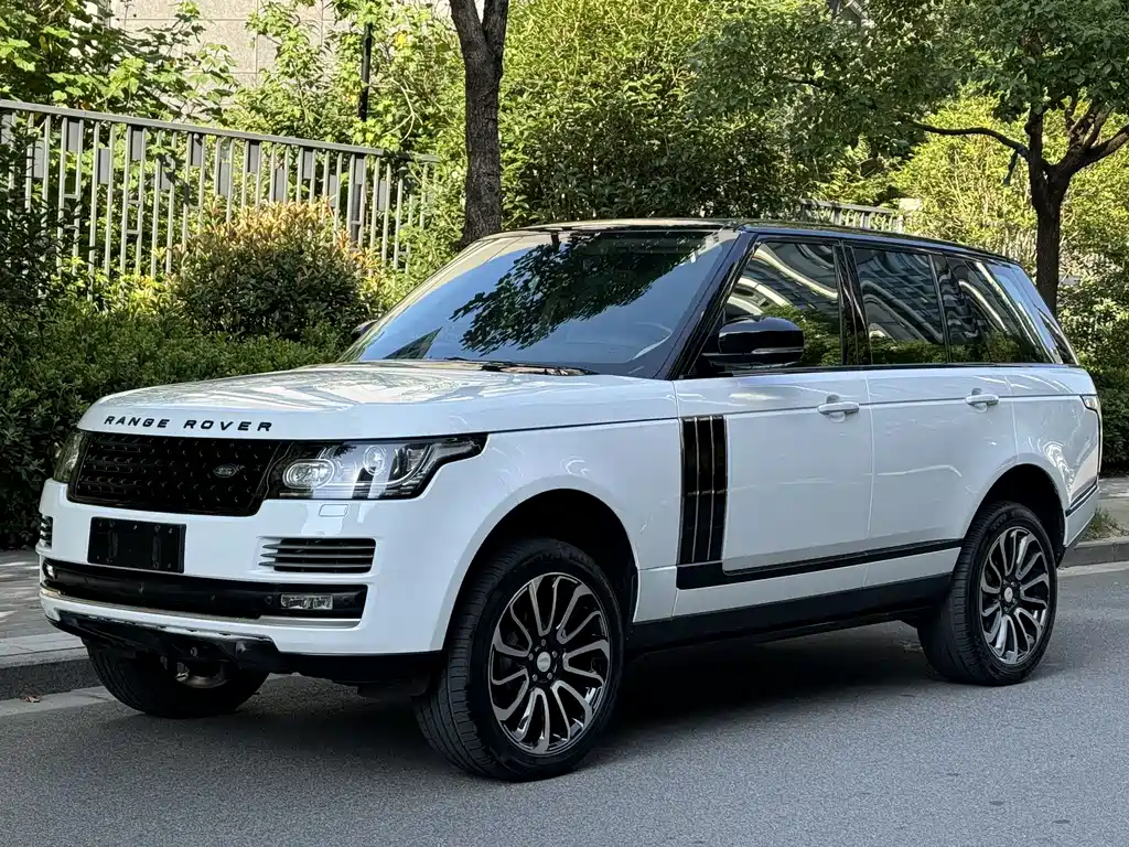 Land Rover Range Rover 2017 — фото 1