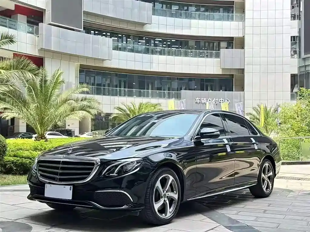 Mercedes-Benz E-Class 2018