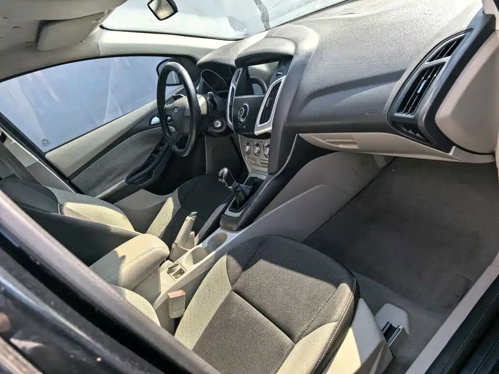 Ford Focus 2014